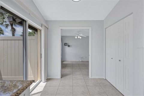 House in Sarasota, Florida 3 bedrooms, 132.66 sq.m. № 1899967 - photo 18