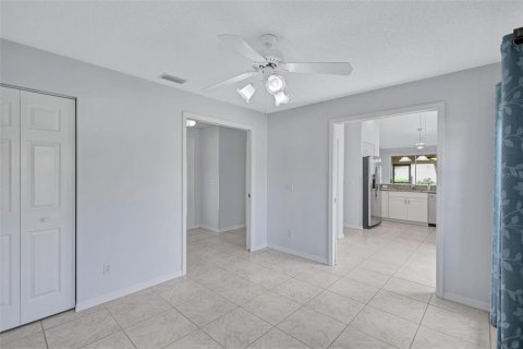 House in Sarasota, Florida 3 bedrooms, 132.66 sq.m. № 1899967 - photo 14