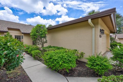 House in Sarasota, Florida 3 bedrooms, 132.66 sq.m. № 1899967 - photo 7