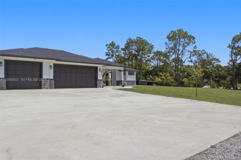Villa ou maison à vendre à Loxahatchee Groves, Floride: 4 chambres, 263.75 m2 № 2389478 - photo 9