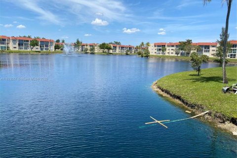 Condominio en venta en Sunrise, Florida, 1 dormitorio, 59.46 m2 № 1960839 - foto 22