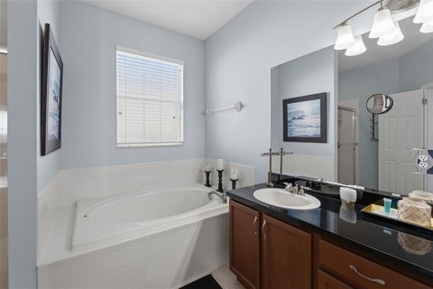 Villa ou maison à vendre à Kissimmee, Floride: 4 chambres, 202.71 m2 № 2388855 - photo 22