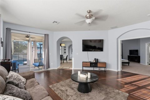 Villa ou maison à vendre à Kissimmee, Floride: 4 chambres, 202.71 m2 № 2388855 - photo 6