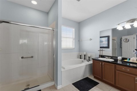 Villa ou maison à vendre à Kissimmee, Floride: 4 chambres, 202.71 m2 № 2388855 - photo 21