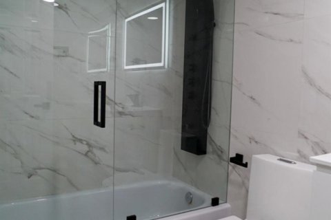 Condominio en venta en Sunrise, Florida, 2 dormitorios, 78.97 m2 № 2155143 - foto 21