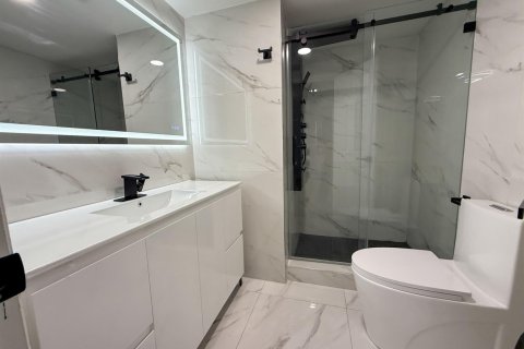 Condominio en venta en Sunrise, Florida, 2 dormitorios, 78.97 m2 № 2155143 - foto 12