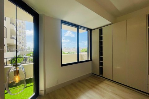 Condo in Key Biscayne, Florida, 1 bedroom  № 1827503 - photo 7