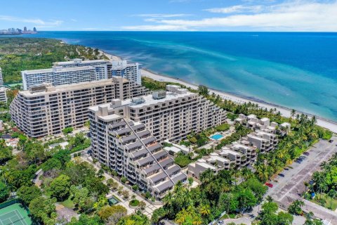 Condo in Key Biscayne, Florida, 1 bedroom  № 1827503 - photo 30