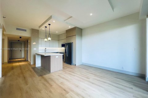 Condo in Key Biscayne, Florida, 1 bedroom  № 1827503 - photo 17