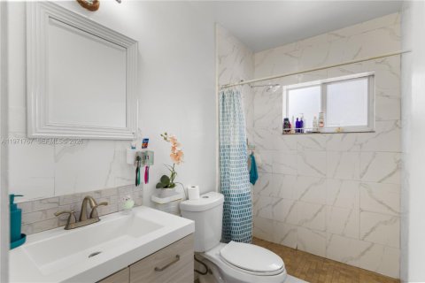 Купить виллу или дом в Майами, Флорида 3 спальни, 131.46м2, № 2033287 - фото 29
