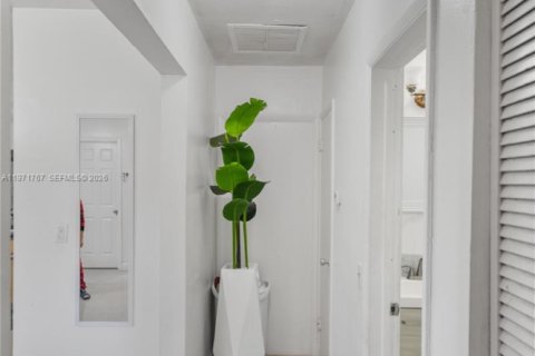 Купить виллу или дом в Майами, Флорида 3 спальни, 131.46м2, № 2033287 - фото 15