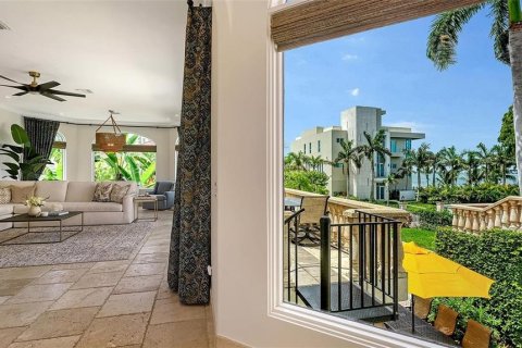Villa ou maison à vendre à Sarasota, Floride: 3 chambres, 334.36 m2 № 2423604 - photo 14
