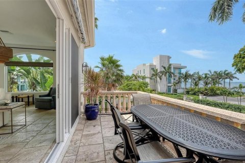 Villa ou maison à vendre à Sarasota, Floride: 3 chambres, 334.36 m2 № 2423604 - photo 15