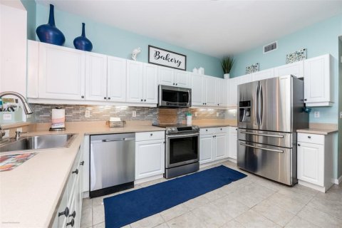 Condo in Punta Gorda, Florida, 3 bedrooms № 2097893 - photo 11