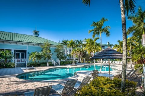 Condo in Punta Gorda, Florida, 3 bedrooms № 2097893 - photo 4