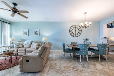 Condo in Punta Gorda, Florida, 3 bedrooms № 2097893 - photo 21