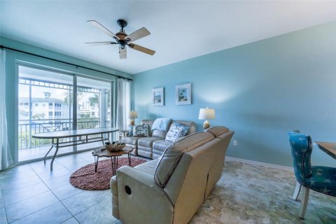 Condo in Punta Gorda, Florida, 3 bedrooms № 2097893 - photo 20