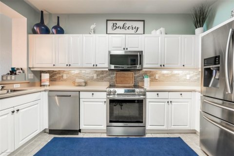 Condo in Punta Gorda, Florida, 3 bedrooms № 2097893 - photo 13
