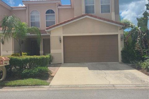 Townhouse in Tampa, Florida 3 bedrooms, 248.33 sq.m. № 2370933
