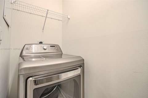 Adosado en venta en Boca Raton, Florida, 2 dormitorios, 125.79 m2 № 2011005 - foto 17