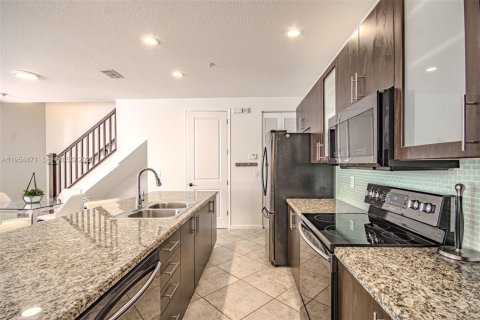 Adosado en venta en Boca Raton, Florida, 2 dormitorios, 125.79 m2 № 2011005 - foto 9