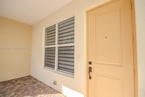 Adosado en venta en Boca Raton, Florida, 2 dormitorios, 125.79 m2 № 2011005 - foto 3