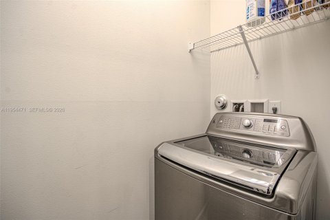 Adosado en venta en Boca Raton, Florida, 2 dormitorios, 125.79 m2 № 2011005 - foto 16