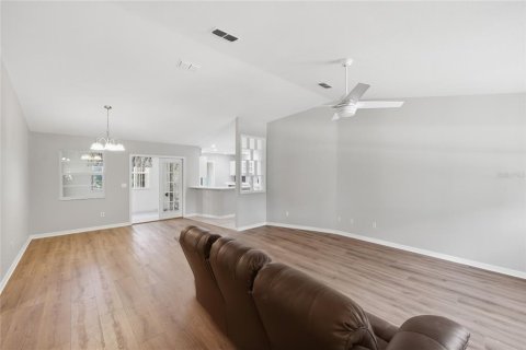 Villa ou maison à vendre à Newberry, Floride: 3 chambres, 148.09 m2 № 2138453 - photo 5