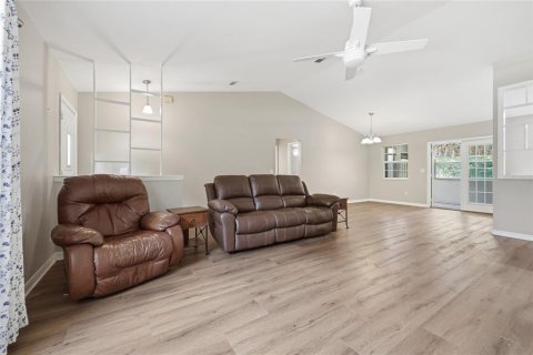 Villa ou maison à vendre à Newberry, Floride: 3 chambres, 148.09 m2 № 2138453 - photo 9