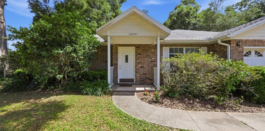 Villa ou maison à Newberry, Floride 3 chambres, 148.09 m2 № 2138453