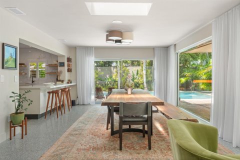 Casa en venta en Fort Lauderdale, Florida, 3 dormitorios, 213.02 m2 № 2350437 - foto 19
