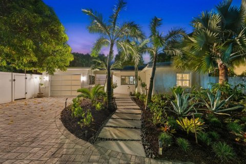 Casa en venta en Fort Lauderdale, Florida, 3 dormitorios, 213.02 m2 № 2350437 - foto 3