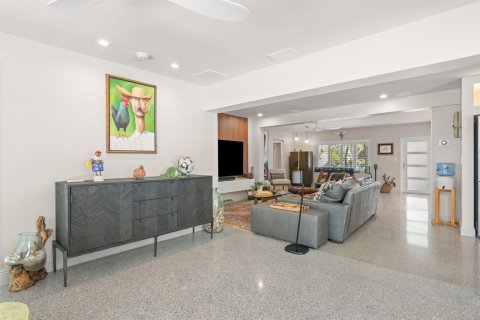 Casa en venta en Fort Lauderdale, Florida, 3 dormitorios, 213.02 m2 № 2350437 - foto 17