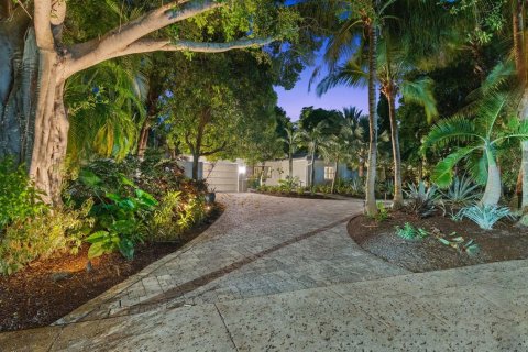 Casa en venta en Fort Lauderdale, Florida, 3 dormitorios, 213.02 m2 № 2350437 - foto 4
