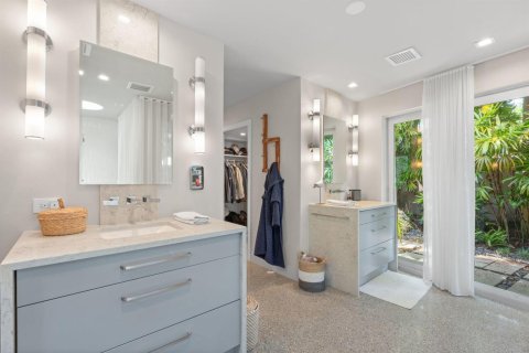 Casa en venta en Fort Lauderdale, Florida, 3 dormitorios, 213.02 m2 № 2350437 - foto 28