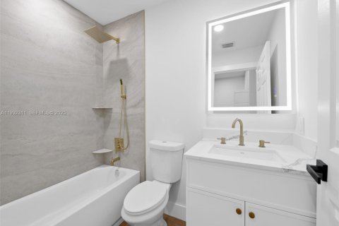 Купить виллу или дом в Бока-Ратон, Флорида 3 спальни, 151.34м2, № 1990833 - фото 16