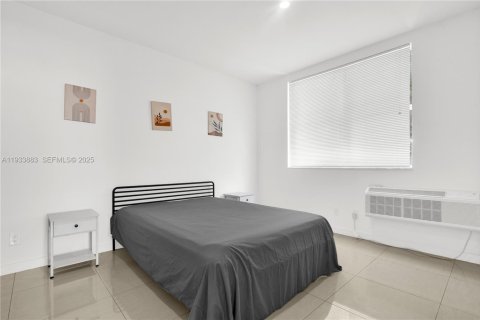 Condominio en alquiler en Miami Beach, Florida, 1 dormitorio, 52.49 m2 № 1992165 - foto 17