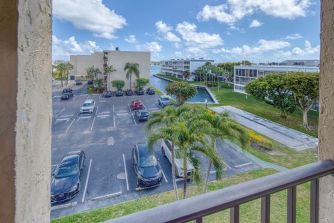 Condominio en alquiler en Lantana, Florida, 2 dormitorios, 95.6 m2 № 2249320 - foto 30