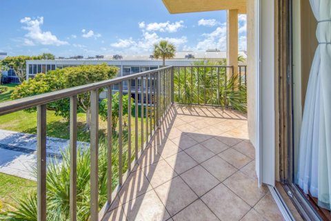 Condominio en alquiler en Lantana, Florida, 2 dormitorios, 95.6 m2 № 2249320 - foto 14
