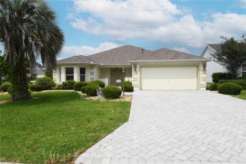 Villa ou maison à vendre à The Villages, Floride: 3 chambres, 175.96 m2 № 1679668 - photo 1