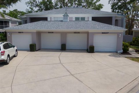 Condominio en alquiler en Sarasota, Florida, 2 dormitorios, 102.1 m2 № 1635843 - foto 1
