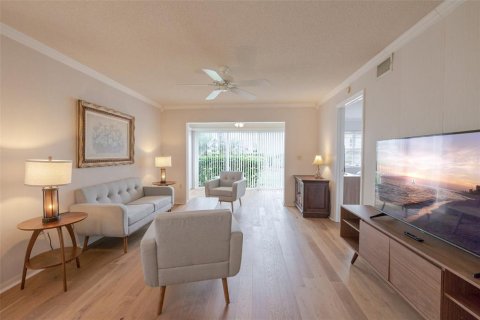 Condominio en alquiler en Sarasota, Florida, 2 dormitorios, 102.1 m2 № 1635843 - foto 6