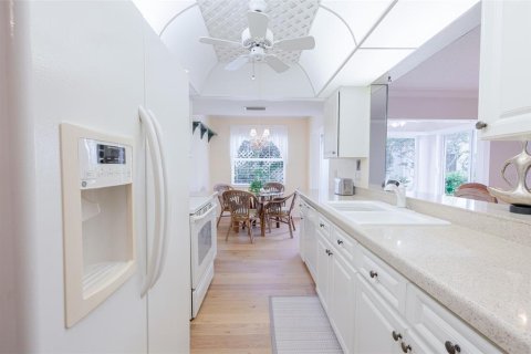 Condominio en alquiler en Sarasota, Florida, 2 dormitorios, 102.1 m2 № 1635843 - foto 22