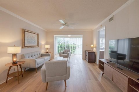 Condominio en alquiler en Sarasota, Florida, 2 dormitorios, 102.1 m2 № 1635843 - foto 9