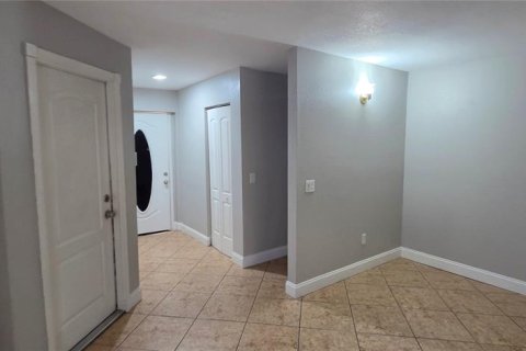 Villa ou maison à vendre à Tampa, Floride: 3 chambres, 164.44 m2 № 2217594 - photo 26