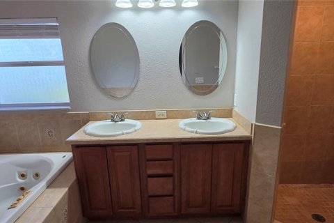 Villa ou maison à vendre à Tampa, Floride: 3 chambres, 164.44 m2 № 2217594 - photo 11