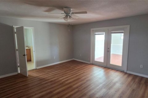 Villa ou maison à vendre à Tampa, Floride: 3 chambres, 164.44 m2 № 2217594 - photo 17