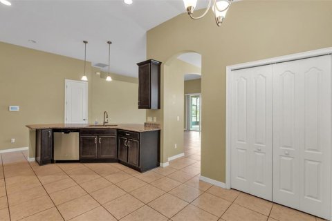 House in Lakeland, Florida 4 bedrooms, 180.23 sq.m. № 1907833 - photo 19