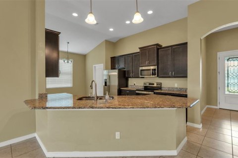 House in Lakeland, Florida 4 bedrooms, 180.23 sq.m. № 1907833 - photo 14