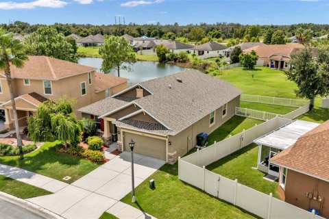 House in Lakeland, Florida 4 bedrooms, 180.23 sq.m. № 1907833 - photo 7